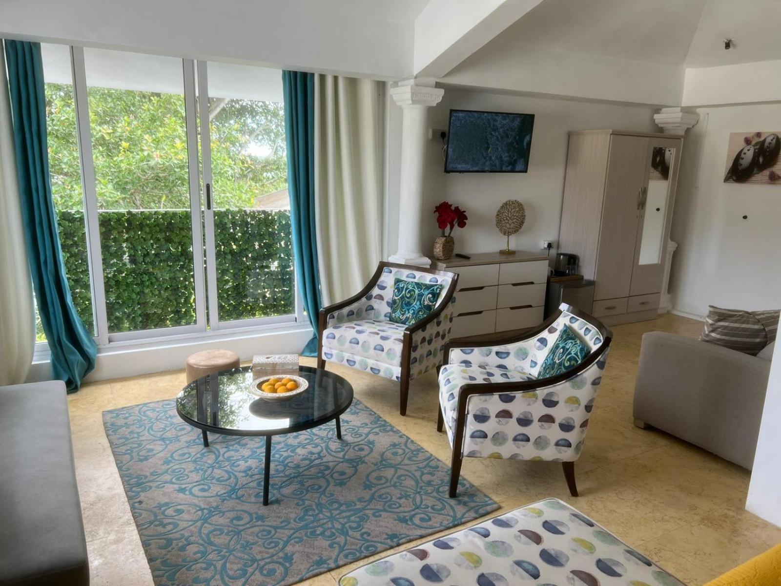 Bed and Breakfast Explora Prestige à Blue Bay Extérieur photo