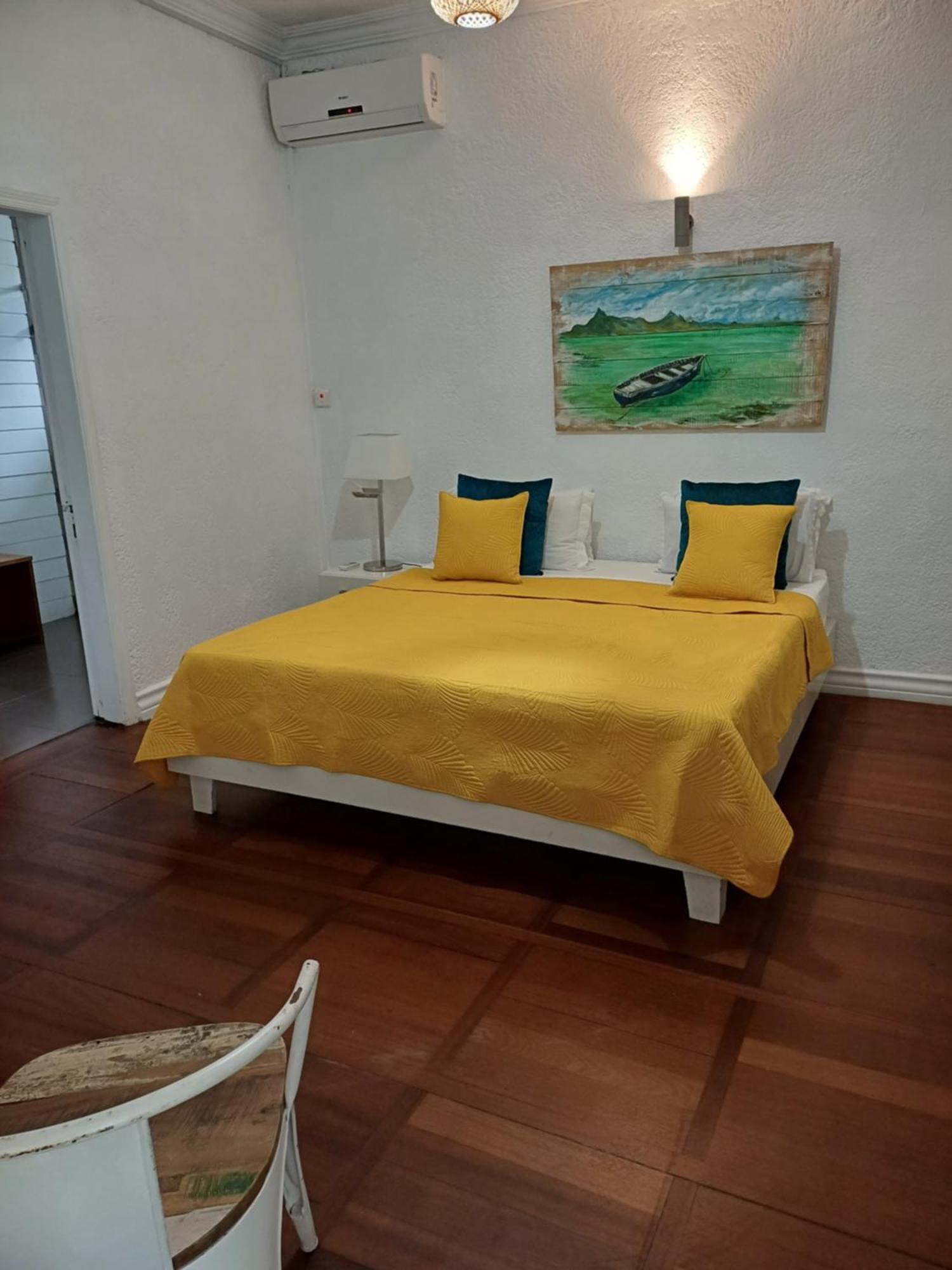 Bed and Breakfast Explora Prestige à Blue Bay Extérieur photo