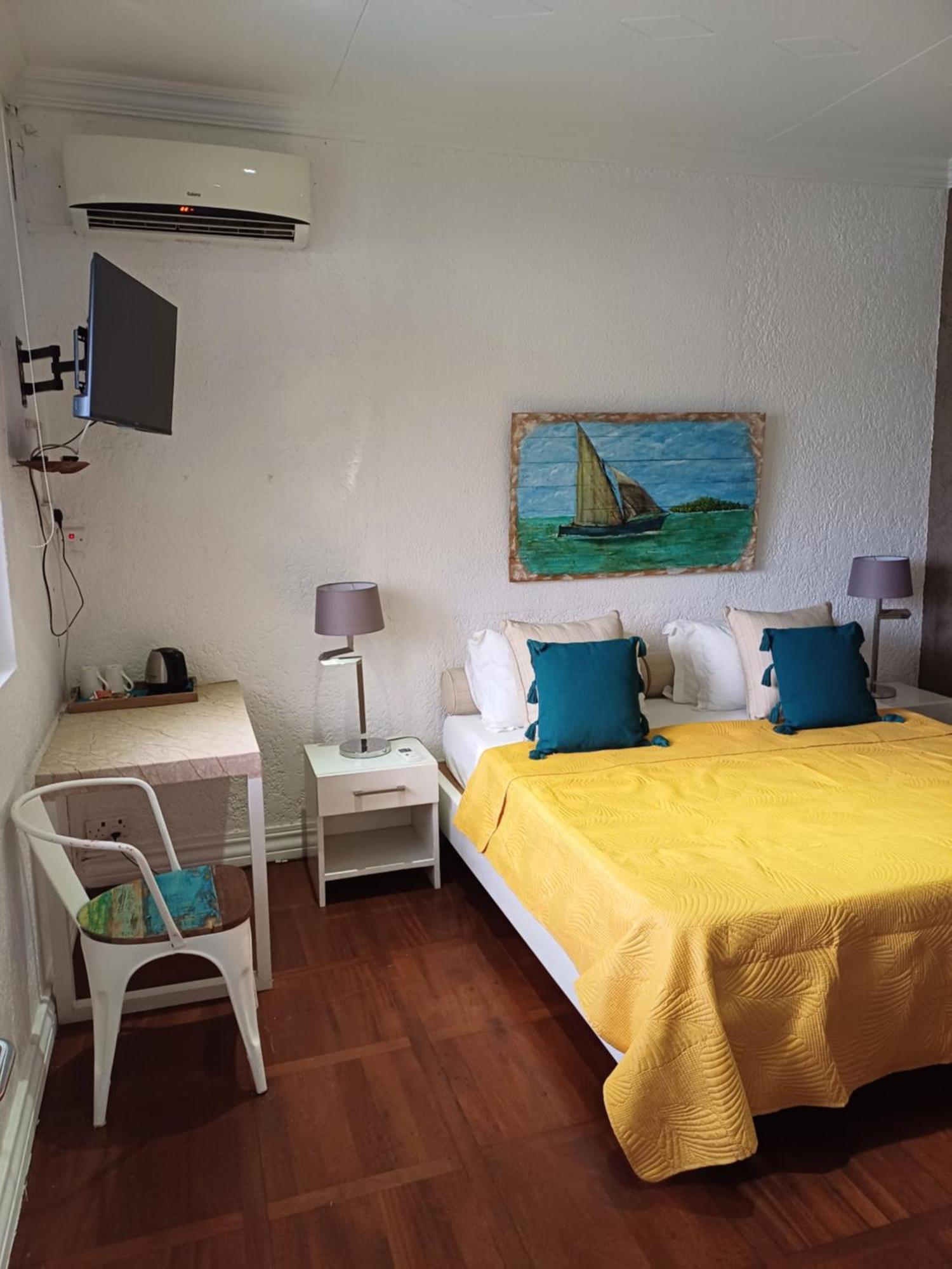 Bed and Breakfast Explora Prestige à Blue Bay Extérieur photo